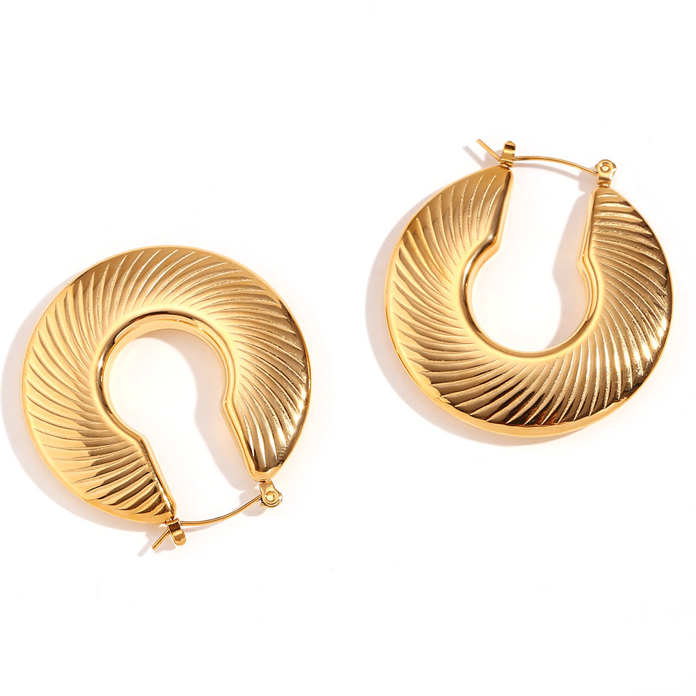 European and American fashion exaggerated niche design earrings eprolo