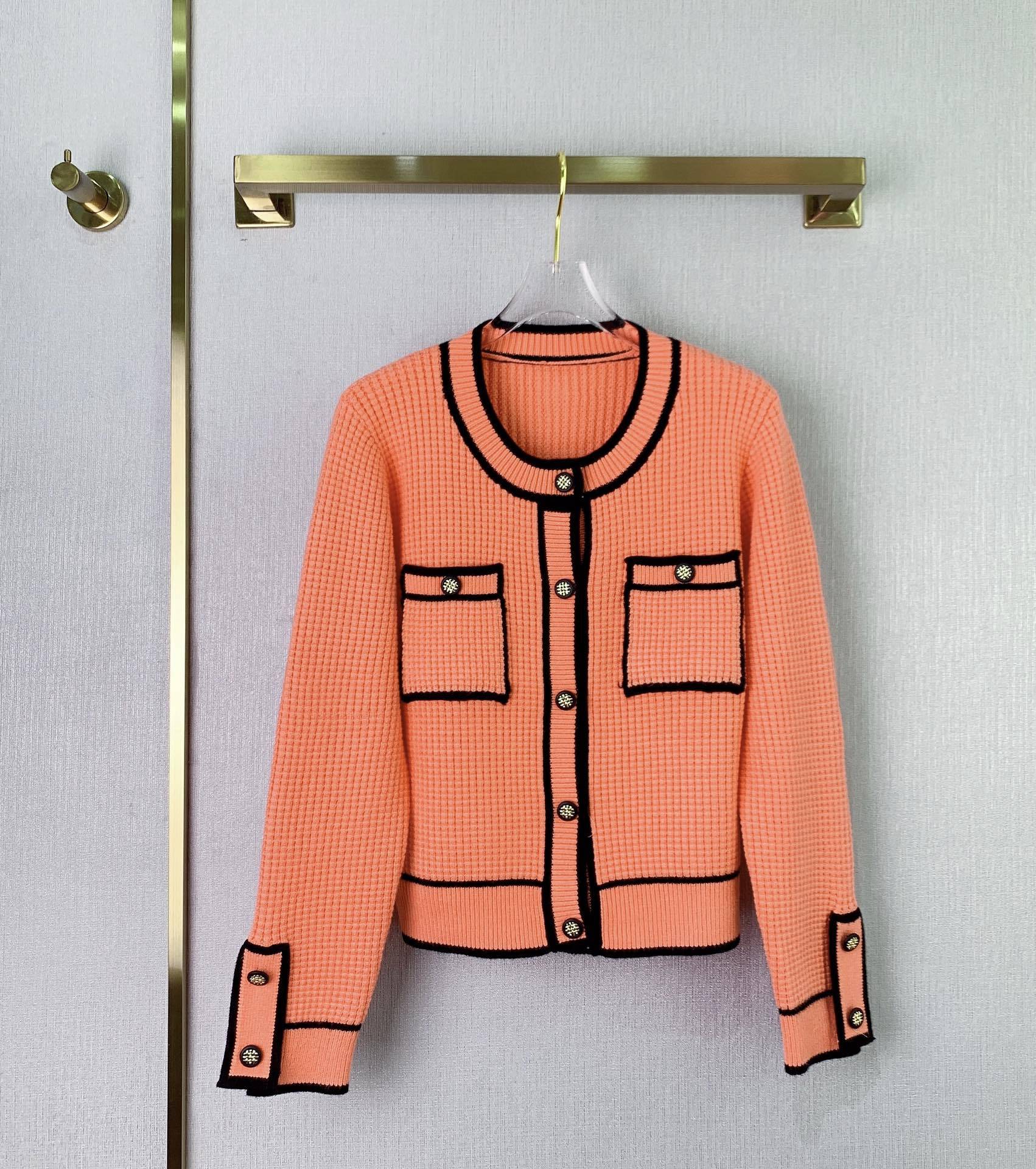 Temperament Fashion Design Sense Knitted Cardigan Niche Style Sweater Women eprolo
