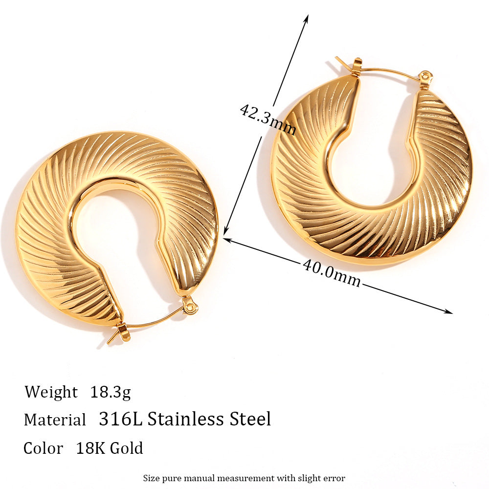European and American fashion exaggerated niche design earrings eprolo